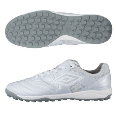 UMBRO アンブロ アクセレイター TR WIDE UF2VJB03WW 特価