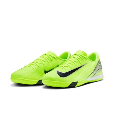 NIKE ナイキ ズーム ヴェイパー 16 アカデミー IC MAD VOLTAGE PACK FQ8434 700 24HO 特価