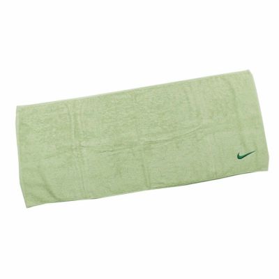 【NIKE ナイキ】ソリッドコアタオル ミディアム TW2519-050