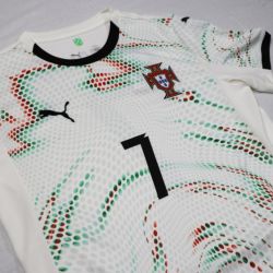 【極美品！】2013 ポルトガル代表 ♯7 C・ロナウド【Lサイズ】アウェイ 極美品！】2013 ポルトガル代表 ♯7 C・ロナウド【Lサイズ】アウェイ